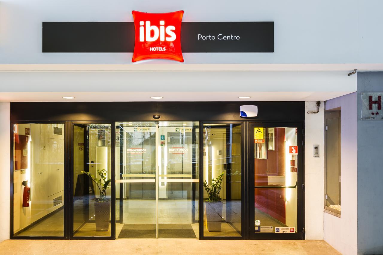 Hotel Ibis Porto Centro Sao Bento Esterno foto
